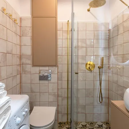 Neon 45 - Properunit Lägenhet Wrocław