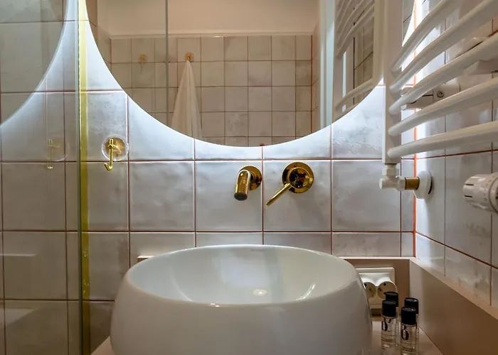 Neon 45 - Properunit Apartamento Wrocław